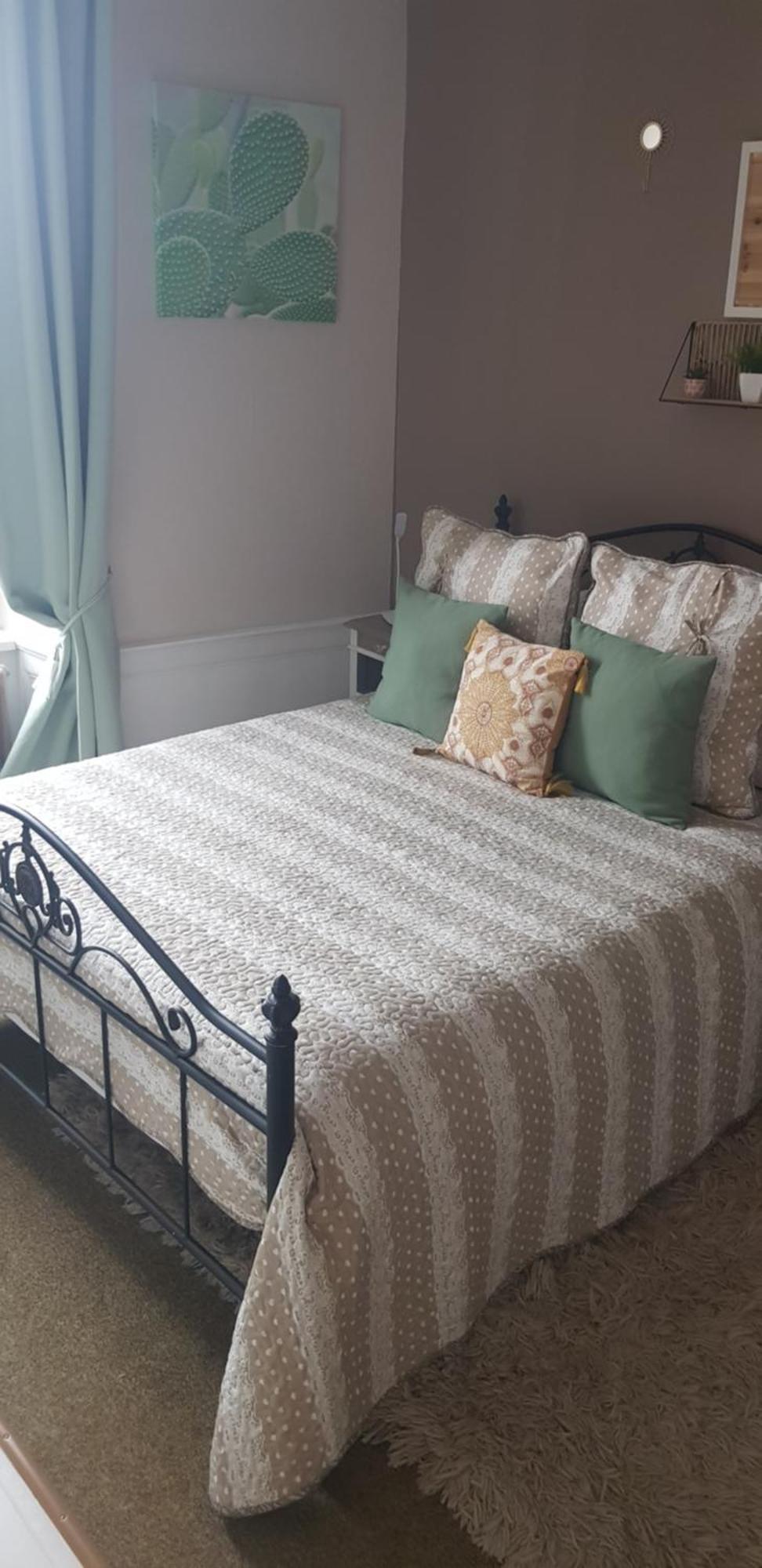 Maison De Berry Bed & Breakfast Villedieu-les-Poeles-Rouffigny Ngoại thất bức ảnh